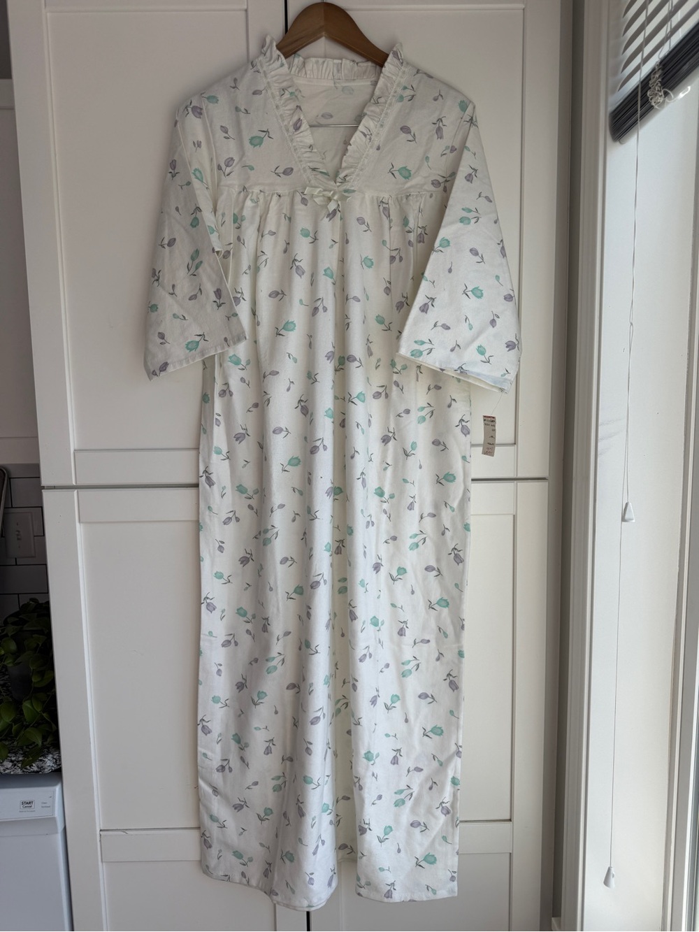 NWT Vintage 100% Soft Cotton Floral Nightgown Size S Cottagecore Prairie